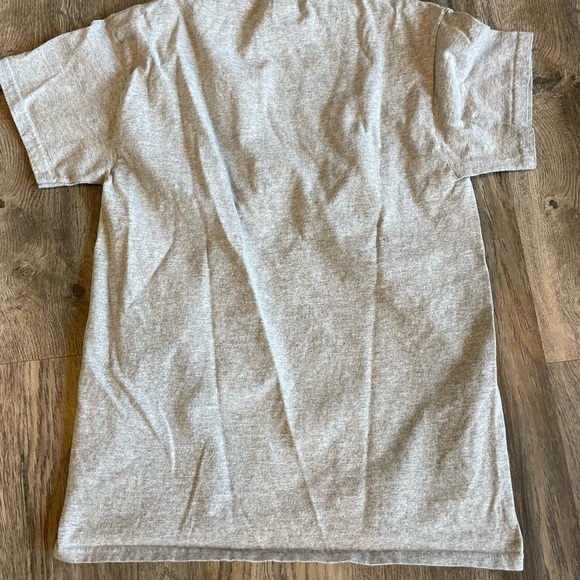 Powered by Plants Women’s Short Sleeve Tee, size medium - Picture 4 of 4